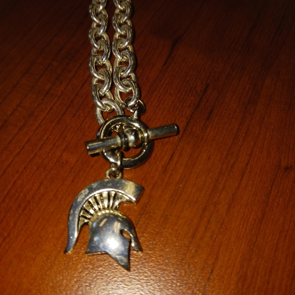 Spartan Helmet Pendant - Picture 5 of 11